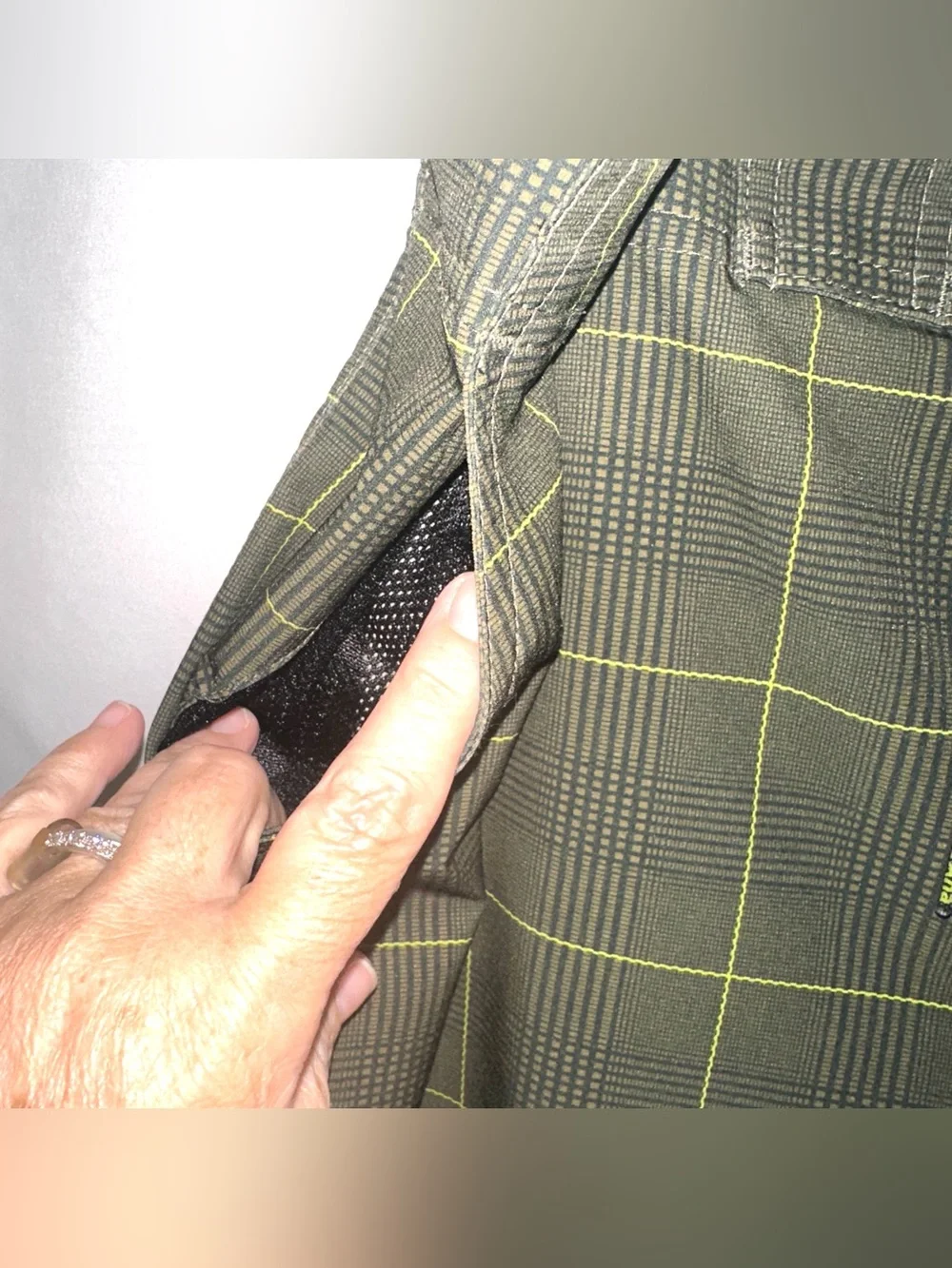 Prana Olive Green Plaid Swim Board Shorts 10” Inseam Size 38 With Pockets